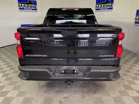Used 2025 Chevrolet Silverado 1500 Custom AWD/4WD image 17
