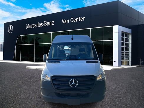New 2025 Mercedes-Benz Sprinter 2500 image 8