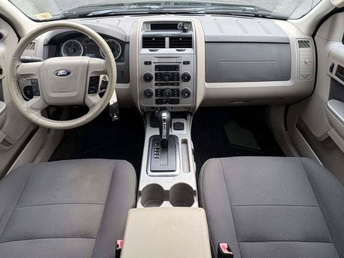 Used 2009 Ford Escape 2WD Hybrid image 19