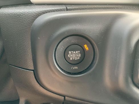 Used 2021 Jeep Wrangler Unlimited Sport AWD/4WD image 24