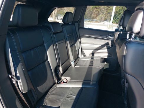 Used 2015 Jeep Grand Cherokee Limited image 11