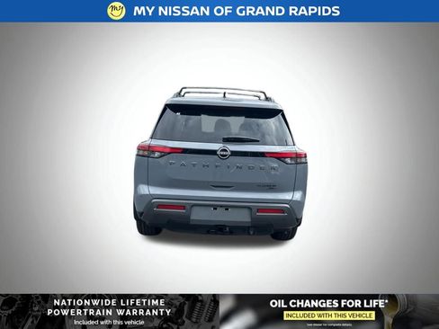 New 2026 Nissan Pathfinder Platinum AWD/4WD image 4