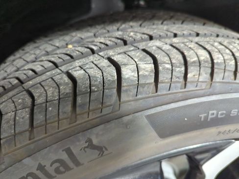 Used 2025 Chevrolet Trax RS w/ Driver Confidence Package image 22