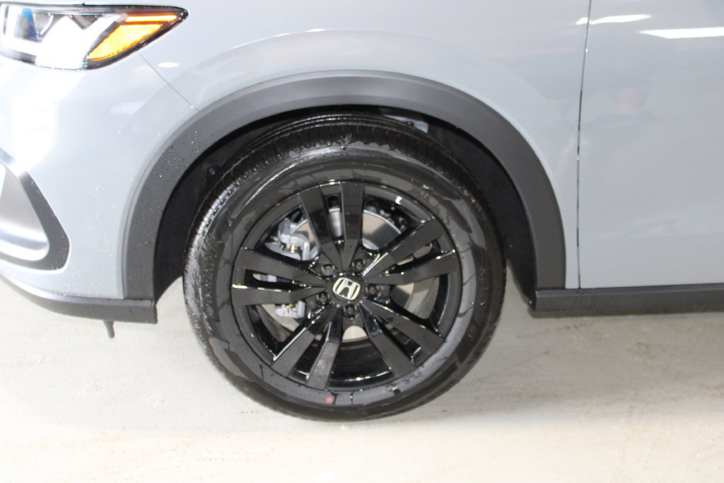 New 2027 Honda HR-V Sport image 4