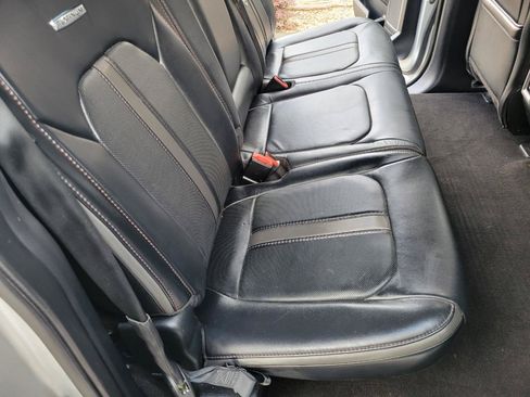 Used 2019 Ford F150 Platinum w/ Equipment Group 701A Luxury AWD/4WD image 14