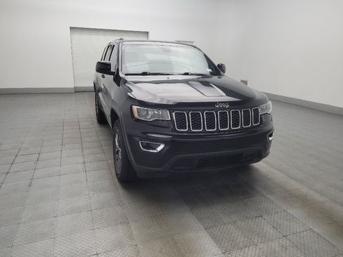 Used 2020 Jeep Grand Cherokee Laredo w/ 18" Wheel & 8.4" Radio Group AWD/4WD image 13
