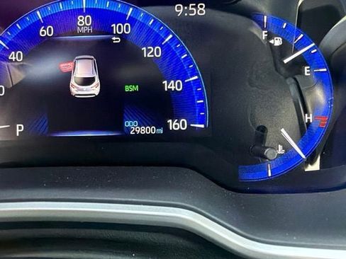 Used 2022 Toyota Corolla XSE FWD image 6