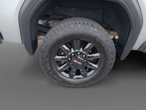 Used 2025 GMC Sierra 2500 AT4 AWD/4WD image 10