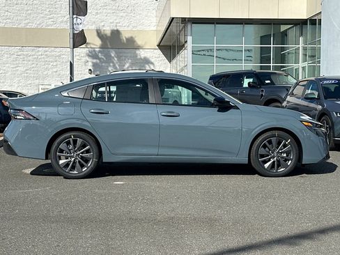 New 2026 Nissan Sentra SL w/ Floor Mat Package image 3