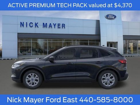 New 2025 Ford Escape Active w/ Active Premium Tech Pack image 3