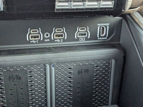 New 2026 RAM 2500 Limited AWD/4WD image 22