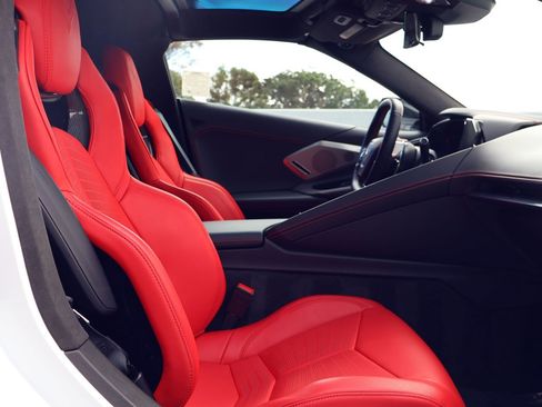 Used 2022 Chevrolet Corvette 3LT w/ Z51 Performance Package image 24