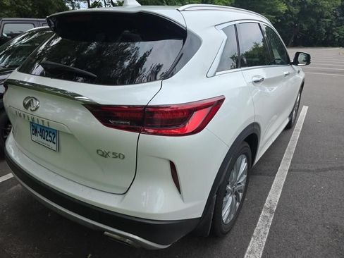 Certified 2023 INFINITI QX50 Luxe AWD/4WD image 4