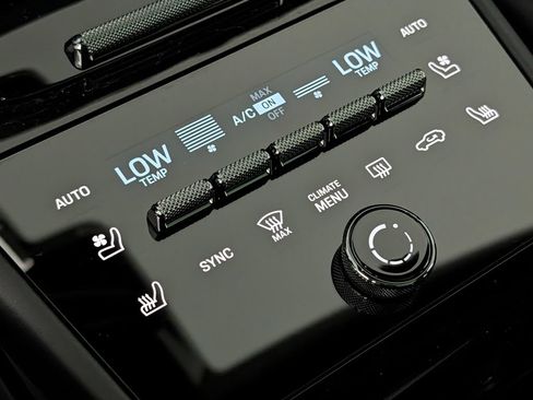 New 2026 Porsche Cayenne GTS AWD/4WD image 34