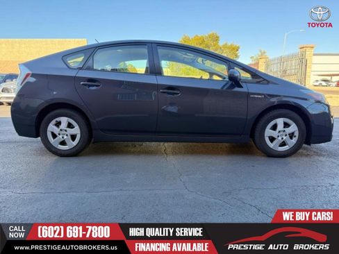 Used 2011 Toyota Prius Two FWD image 7