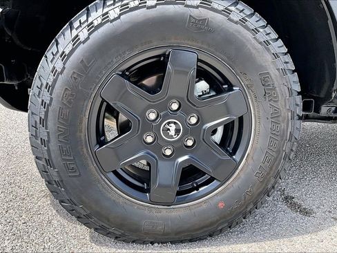 Used 2022 Ford Bronco Black Diamond AWD/4WD image 9