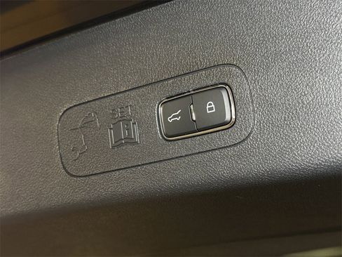 New 2026 Lincoln Aviator Reserve image 17