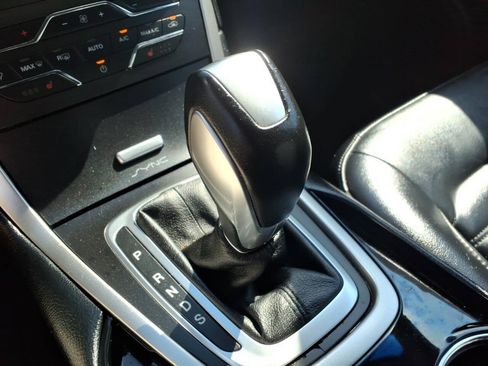 Used 2016 Ford Edge SEL w/ Equipment Group 201A FWD image 23