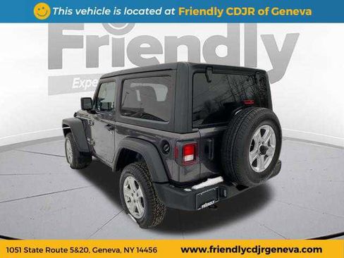Used 2021 Jeep Wrangler Sport S image 7