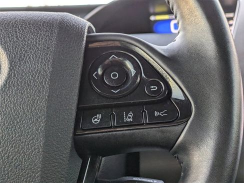 Used 2021 Toyota Prius XLE image 33