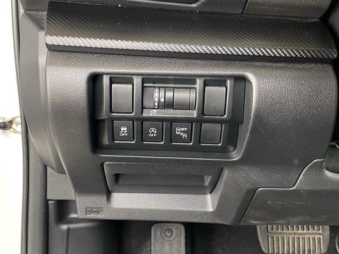 Used 2023 Subaru Crosstrek 2.0i Premium image 32