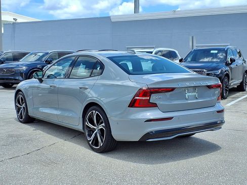 Certified 2025 Volvo S60 B5 Plus AWD/4WD image 5