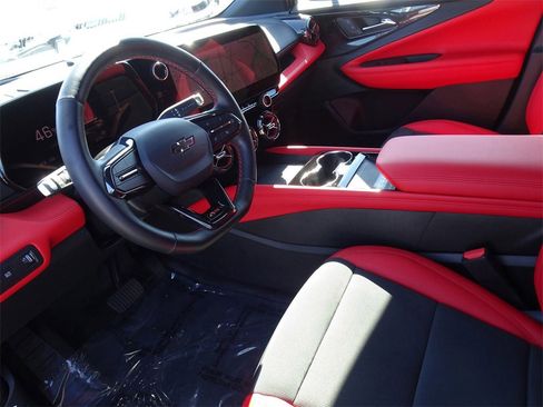 Used 2024 Chevrolet Blazer EV RS image 12