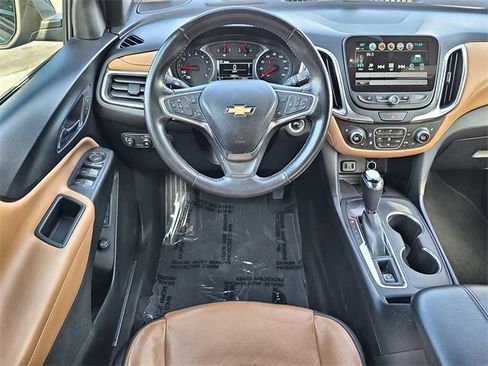 Used 2018 Chevrolet Equinox Premier image 21