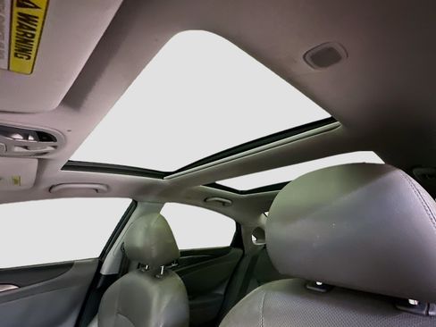 Used 2015 Hyundai Sonata Limited w/ Option Group 02 FWD image 27