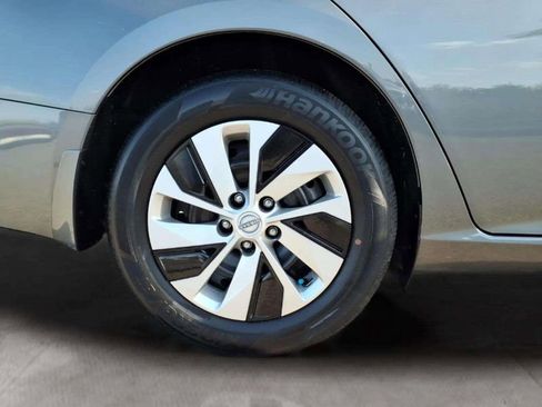 Used 2025 Nissan Altima 2.5 S FWD image 20