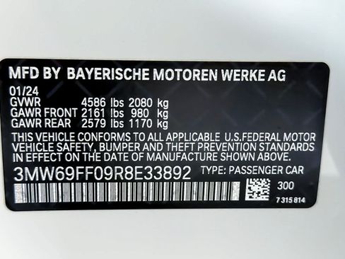 Used 2024 BMW 330i Sedan w/ Premium Package RWD image 28