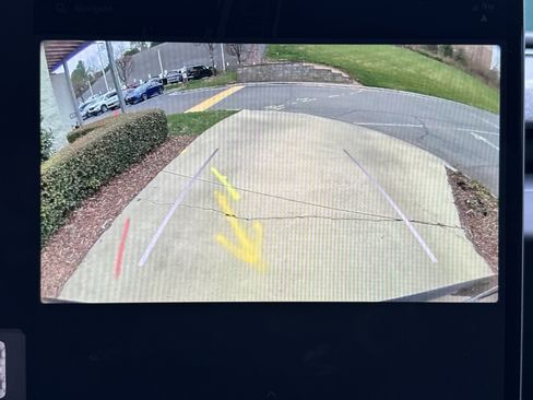 Used 2024 Tesla Model 3 image 28