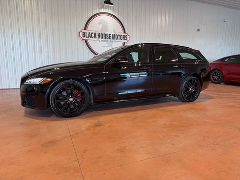 Used 2018 Jaguar XF S image 3