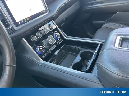 Used 2021 GMC Yukon XL Denali image 37