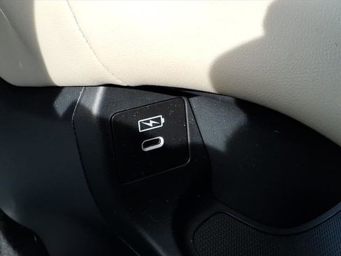 Used 2026 Honda HR-V LX image 29