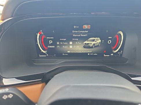 New 2026 Nissan Pathfinder Platinum FWD image 12