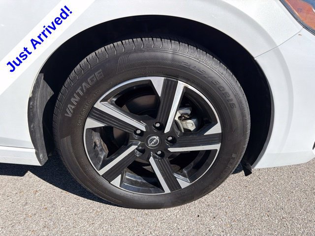 Used 2024 Nissan Sentra SV FWD image 18