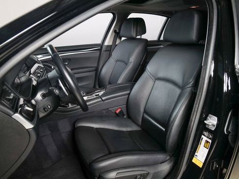 Used 2014 BMW 550i Sedan image 10