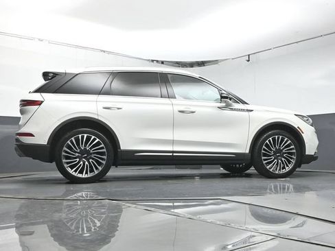 Used 2021 Lincoln Corsair Reserve w/ Equipment Group 201A FWD image 38