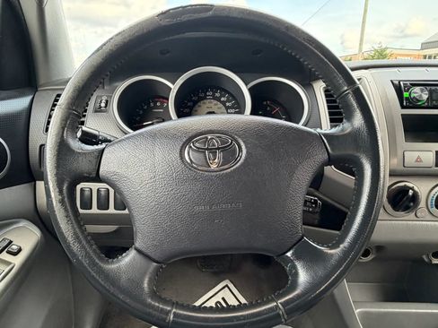 Used 2007 Toyota Tacoma PreRunner RWD image 16