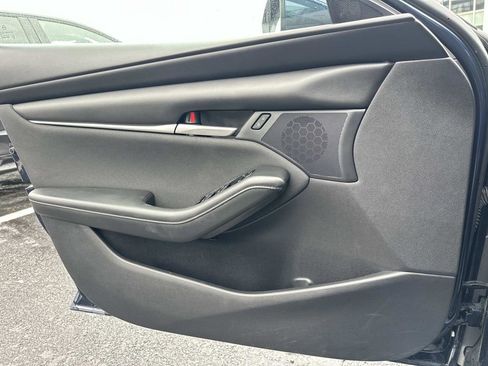 Certified 2022 MAZDA MAZDA3 s FWD image 27