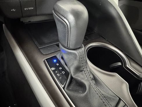 Used 2024 Toyota Camry SE FWD image 26