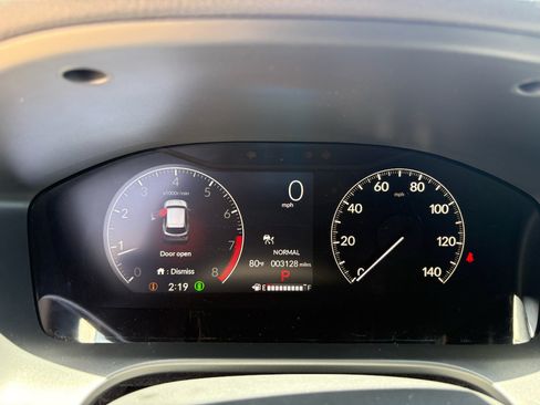 Certified 2026 Honda HR-V Sport image 15
