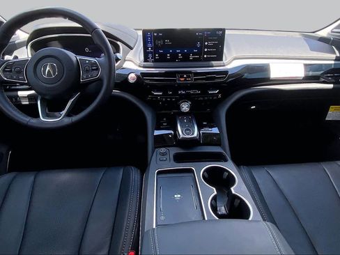 Used 2026 Acura MDX FWD w/ Technology Package image 16