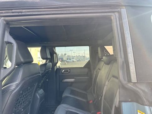 Certified 2022 Ford Bronco Black Diamond image 9