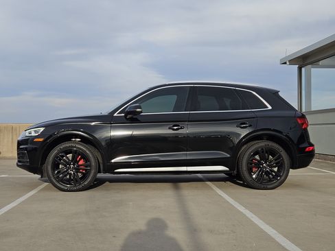 Used 2019 Audi Q5 2.0T Premium Plus image 2