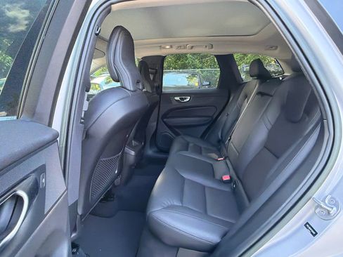 Used 2023 Volvo XC60 B5 Plus w/ Protection Package Premier AWD/4WD image 21