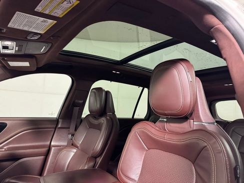 Certified 2023 Lincoln Aviator Black Label w/ Dynamic Handling Package AWD/4WD image 25