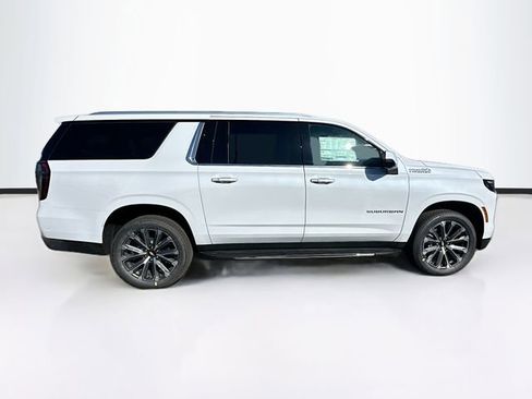 New 2026 Chevrolet Suburban High Country w/ Sun And Tow Package AWD/4WD image 5