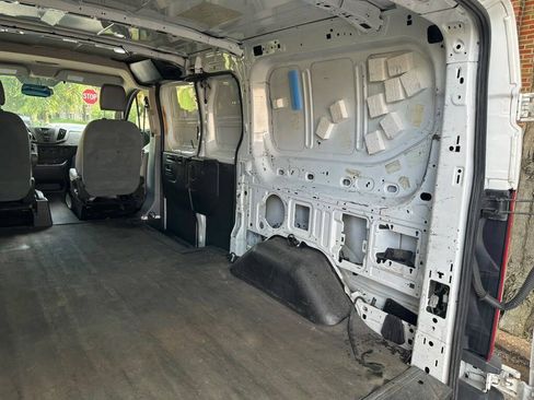 Used 2015 Ford Transit 150 130 Low Roof RWD image 21